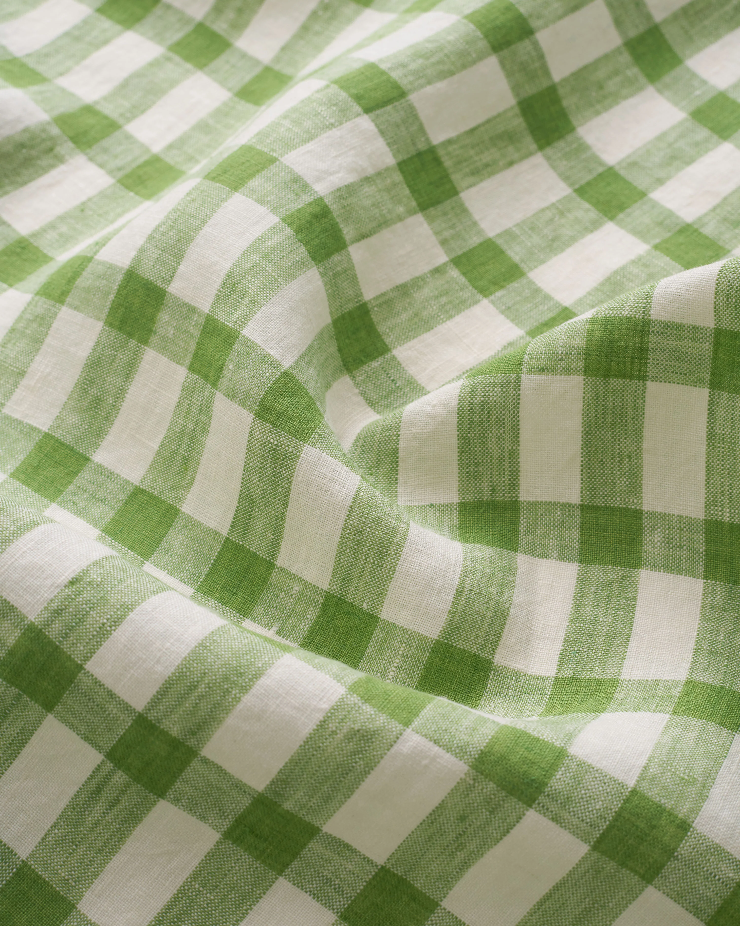 Snap Pea Elongated Gingham Washed Linen